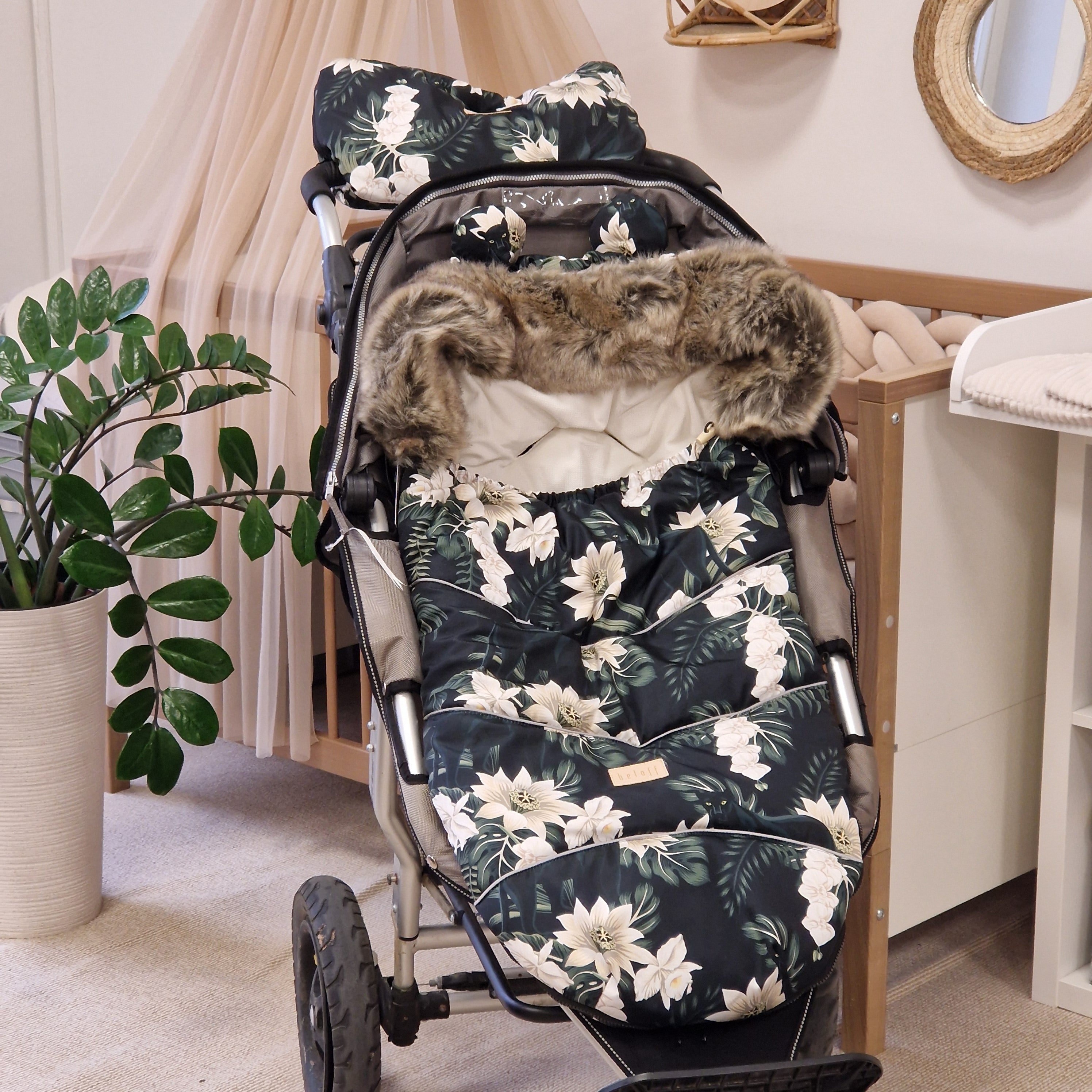 Winterfußsack inkl. Handmuff | Weiße Blumen