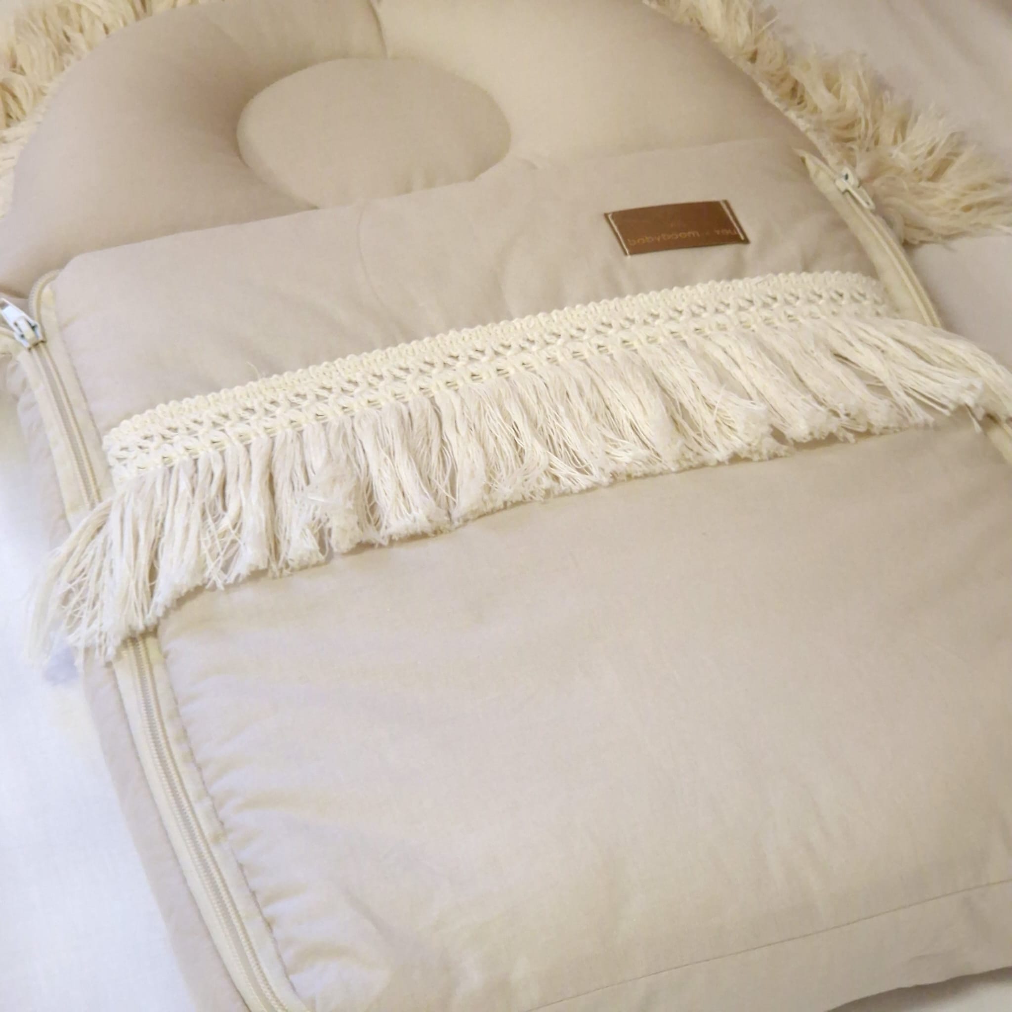 Premium Babyschlafsack Einzelstück mit Fransen | Baumwolle Natural | 34 x 57 cm (Frühchen) | TOG 2.5