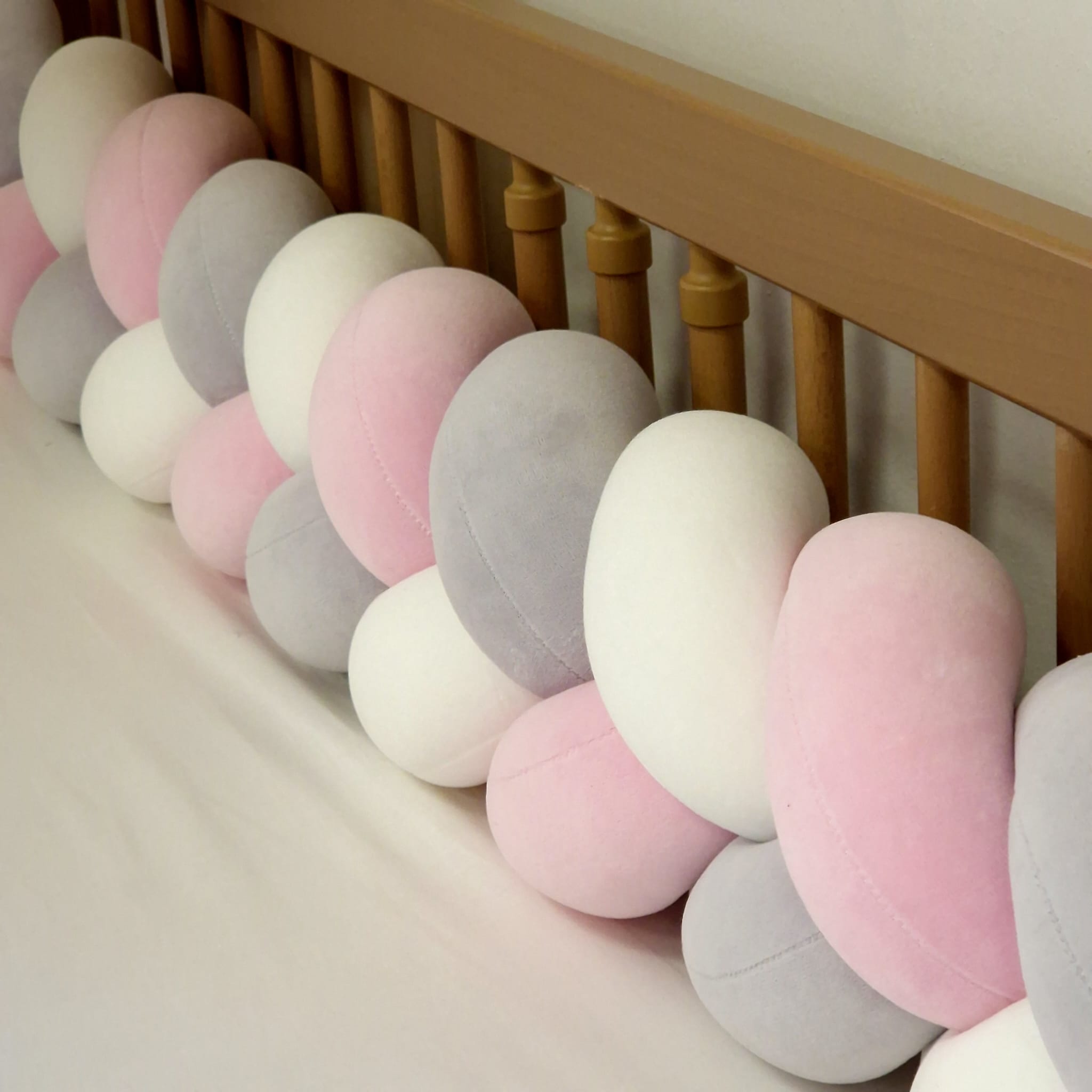 Bettschlange MIDI | Velours Weiß - Rosa - Grau | 120 cm