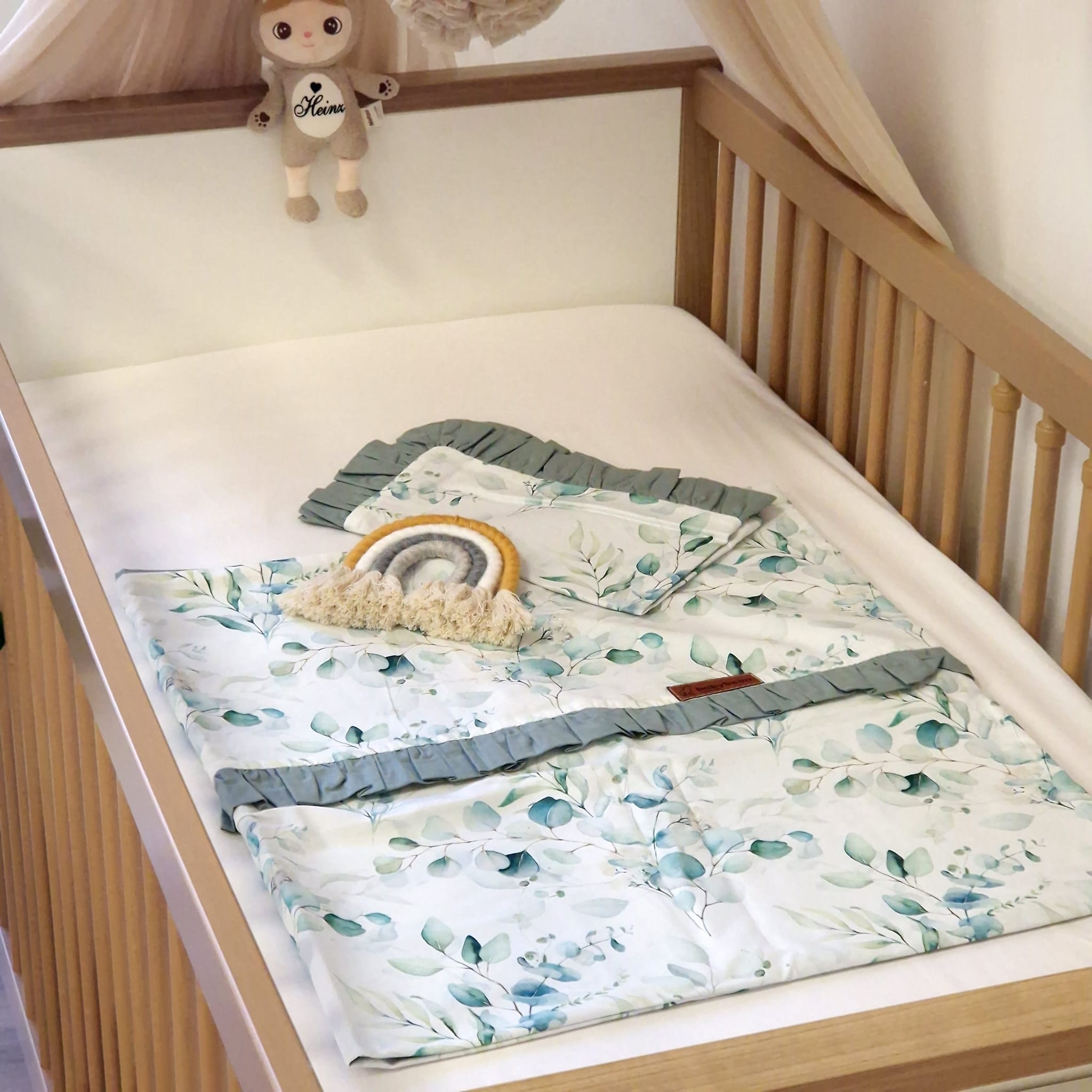 Bettwäsche mit Rüschen | Premium Baumwolle | Eukalyptus mit Salbeigrün | Sondergröße 110 x 125/55 x 35 cm