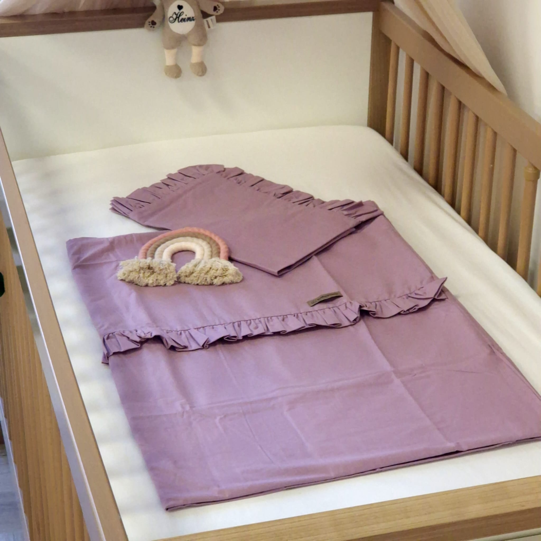 Bettwäsche mit Rüschen | Baumwolle | Lila Beere | 100 x 135/60 x 40 cm