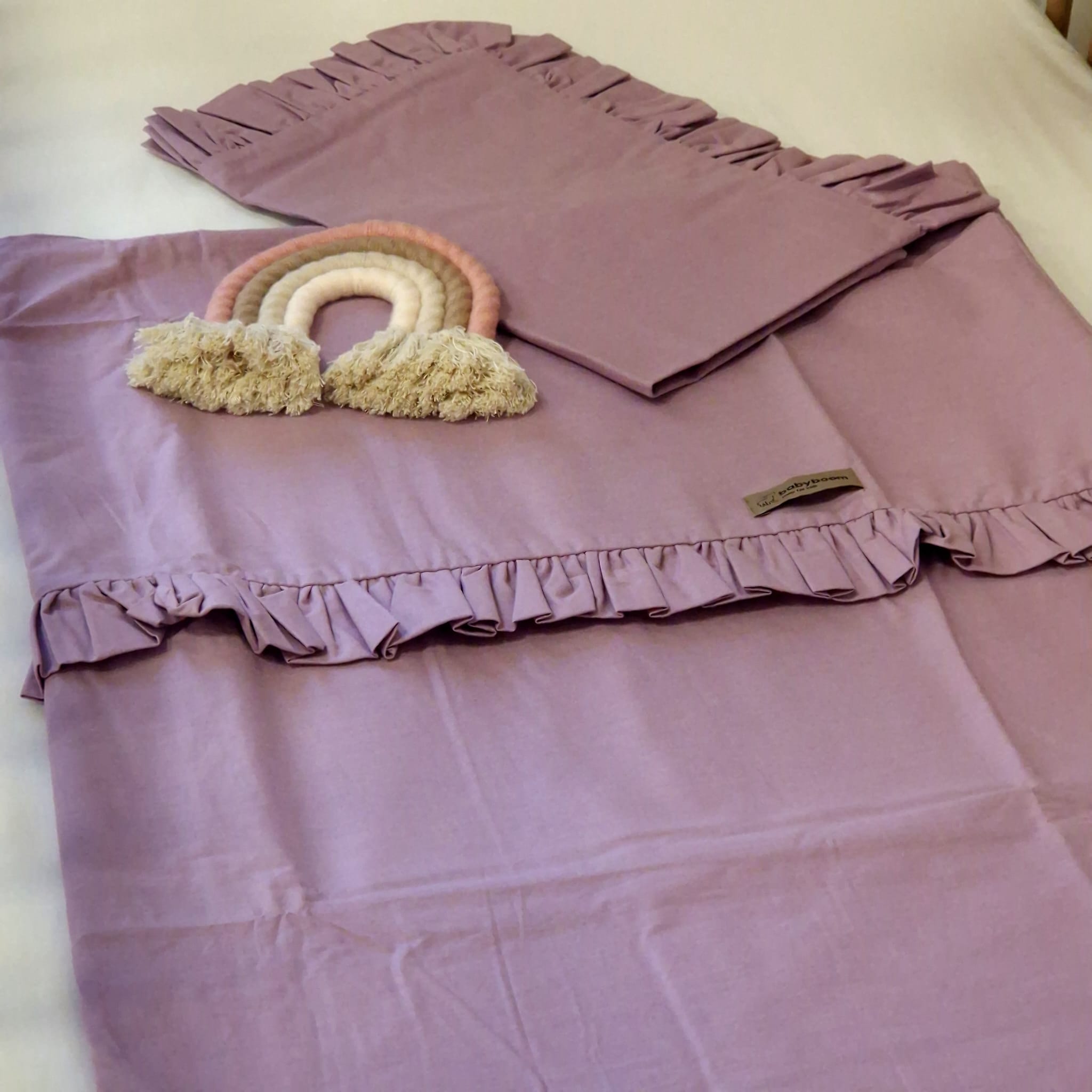 Bettwäsche mit Rüschen | Baumwolle | Lila Beere | 100 x 135/60 x 40 cm