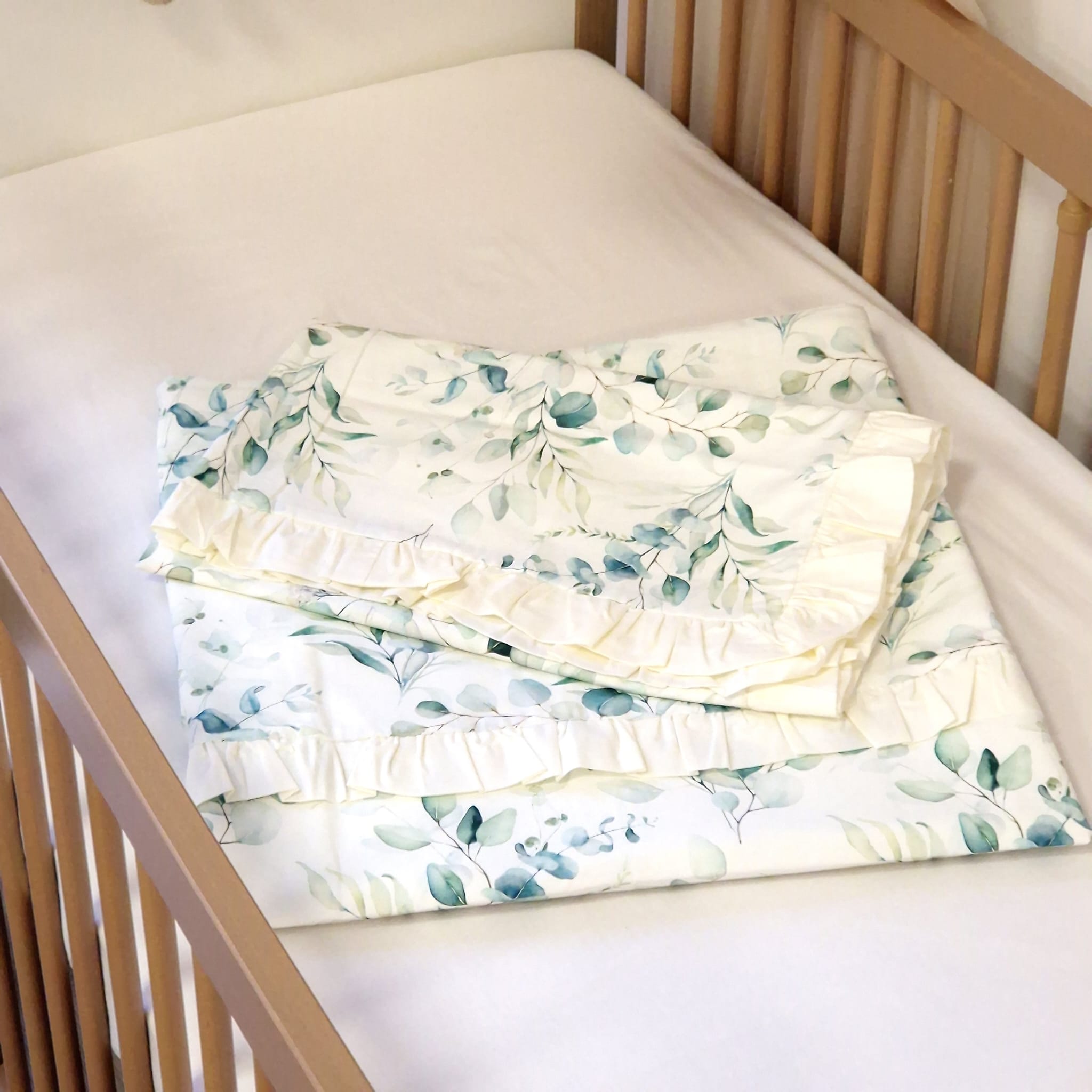 Bettwäsche mit Rüschen | Premium Baumwolle | Eukalyptus mit Ecru | 140 x 200/80 x 80 cm