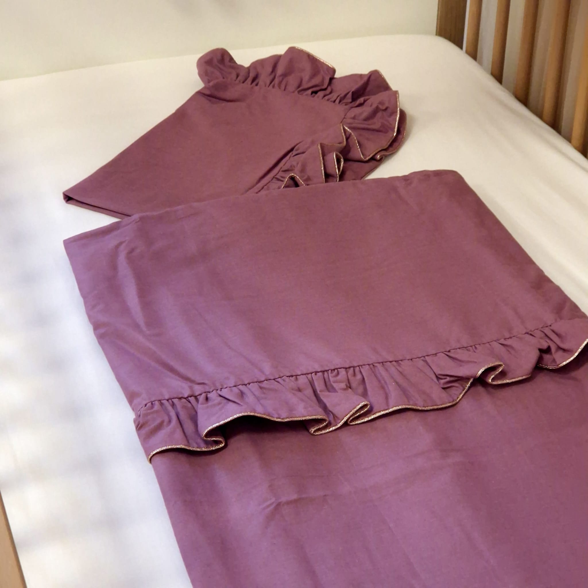 Bettwäsche SHINY mit Rüschen | Baumwolle