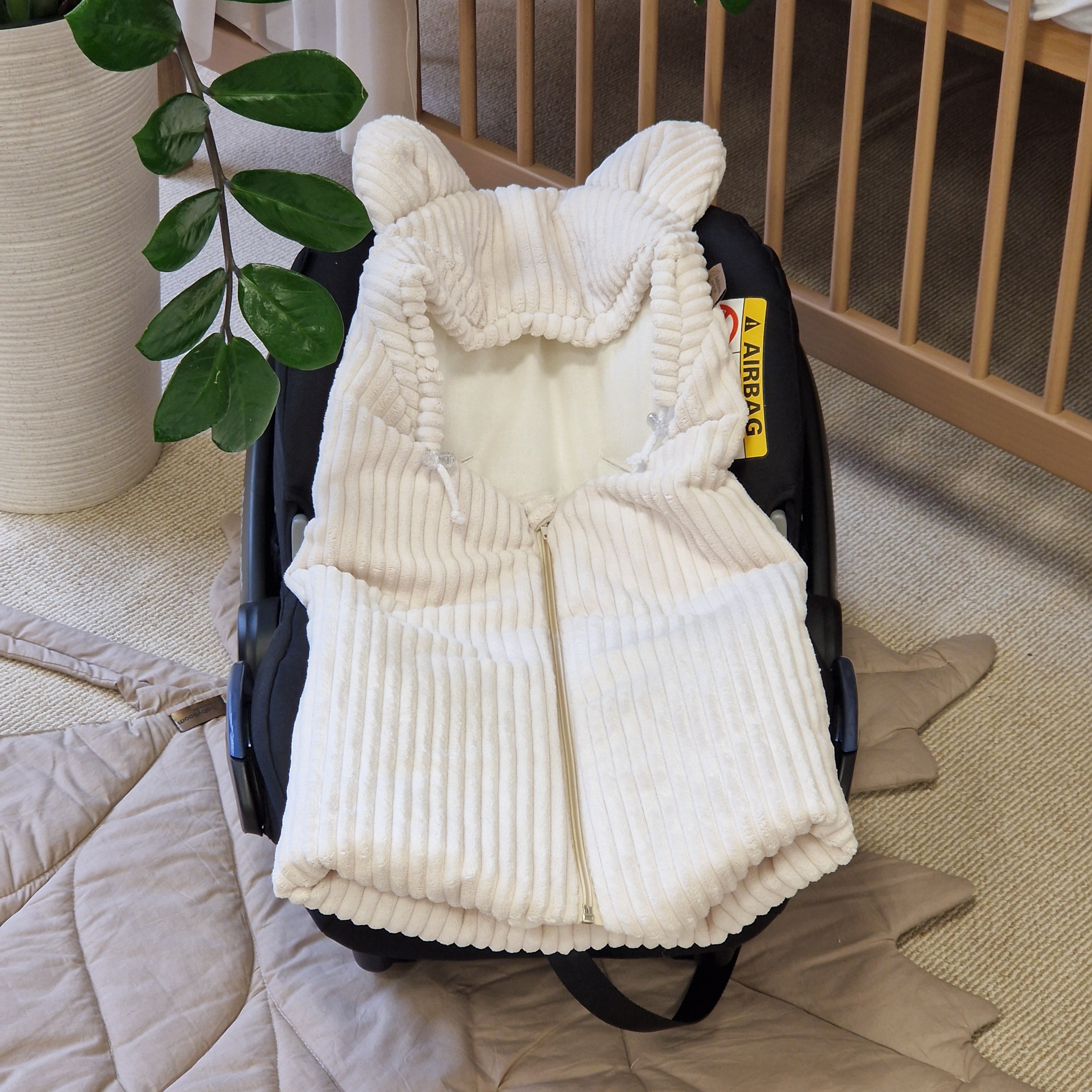 Einschlagdecke für Babyschale mit Reißverschluss | Baumwolle & Cord