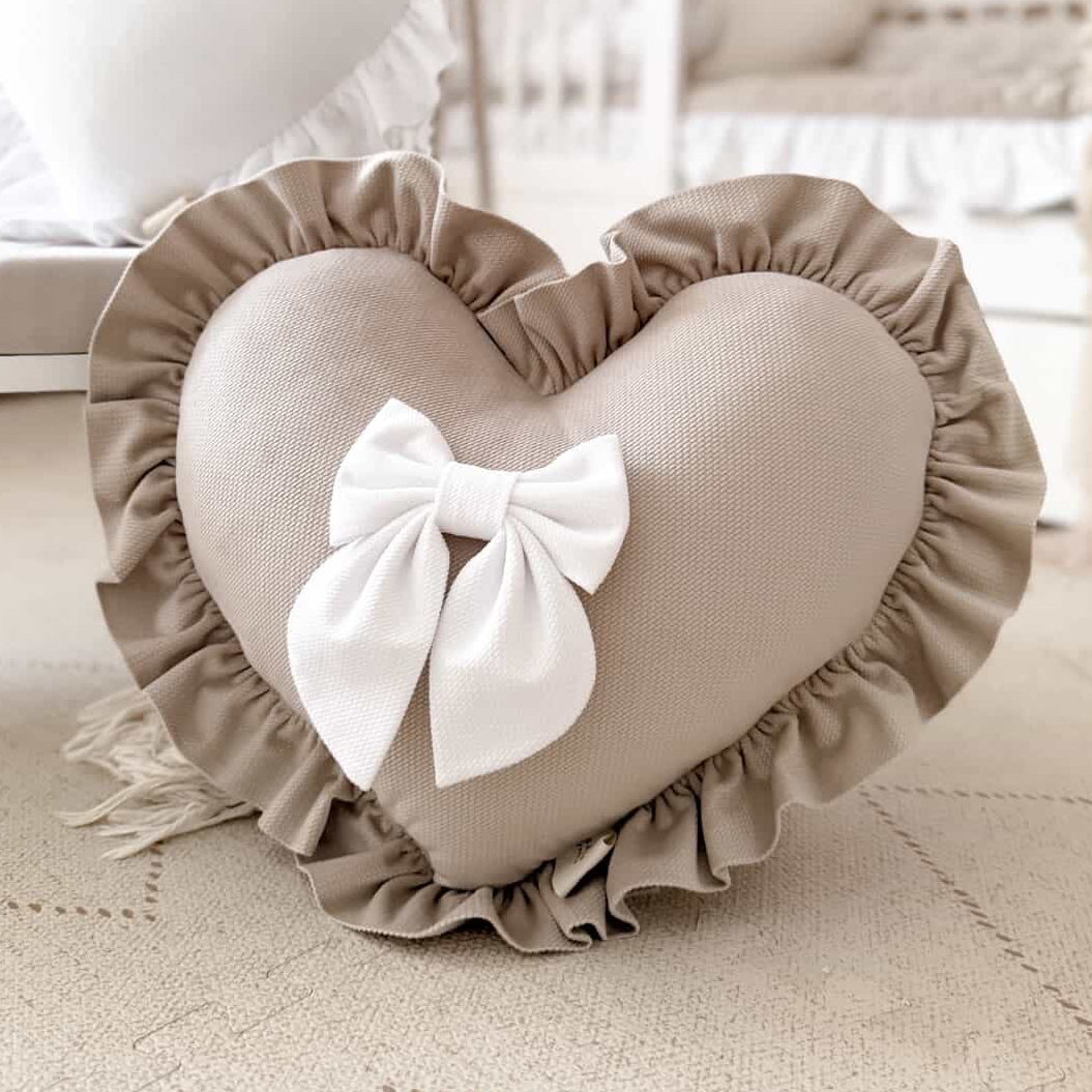 Dekokissen Herz mit Schleife | Samt