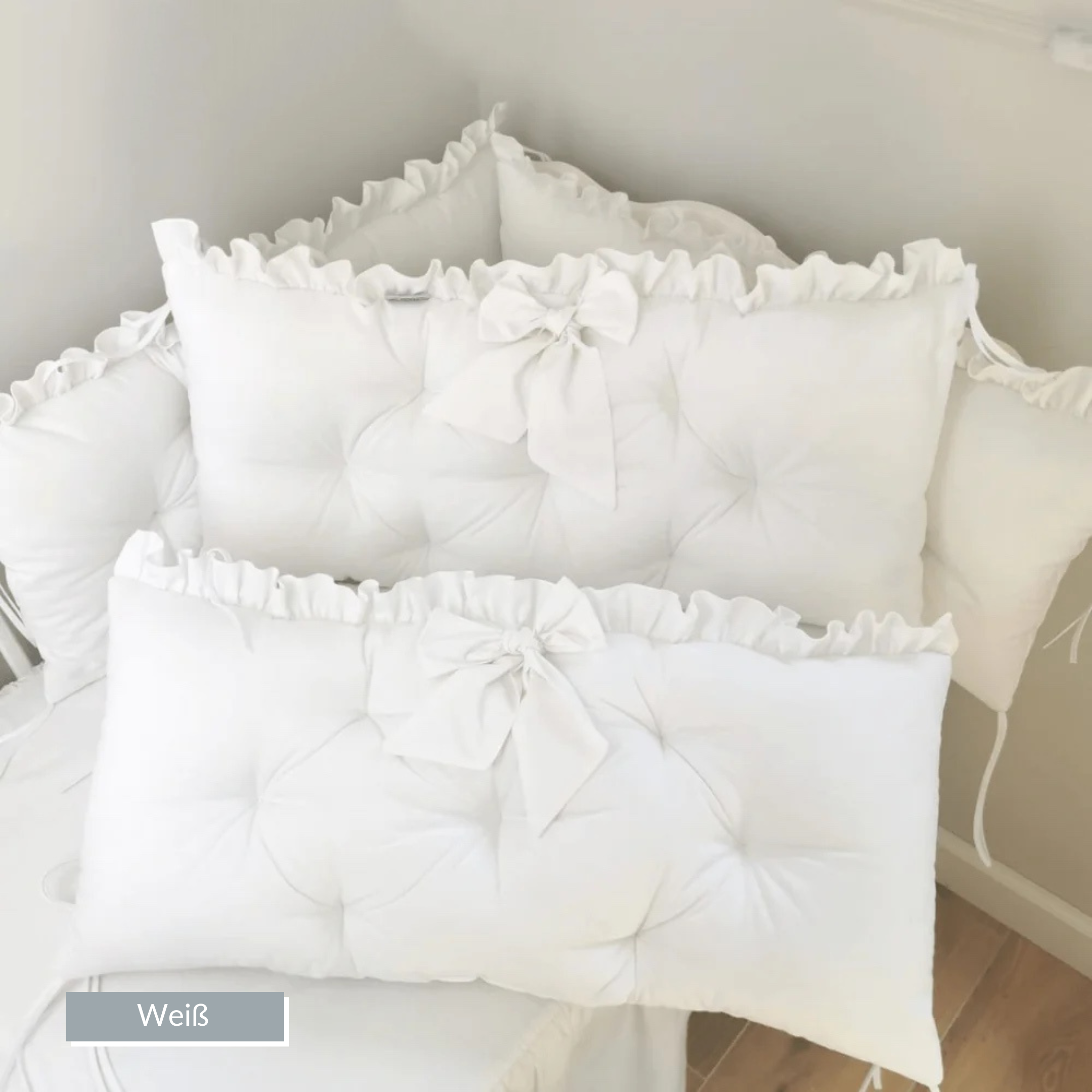 Luxus Bettumrandung mit Rüschen | Samt