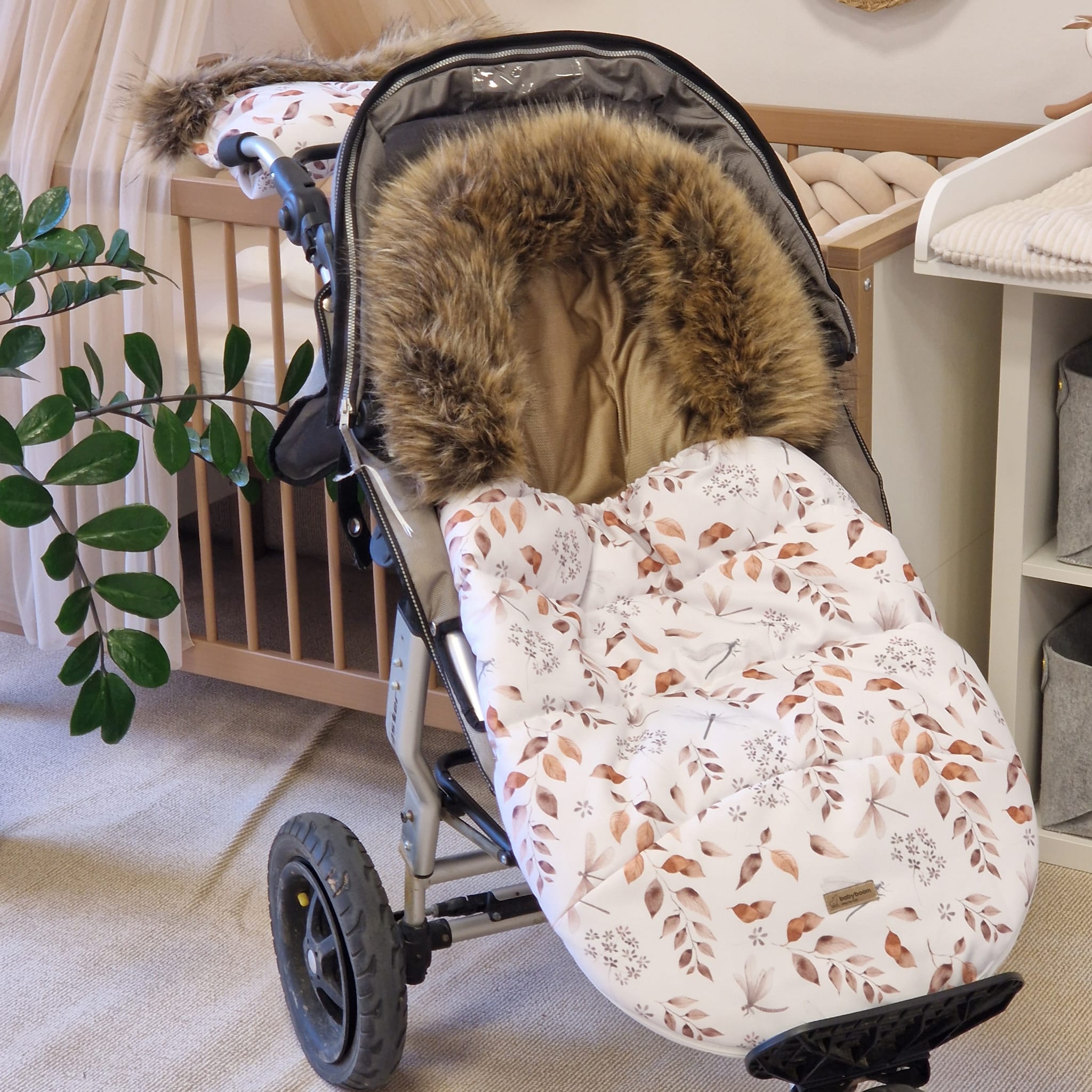 Winterfußsack mit Handmuff ESKIMO | Herbstblätter & Samt Cappuccino