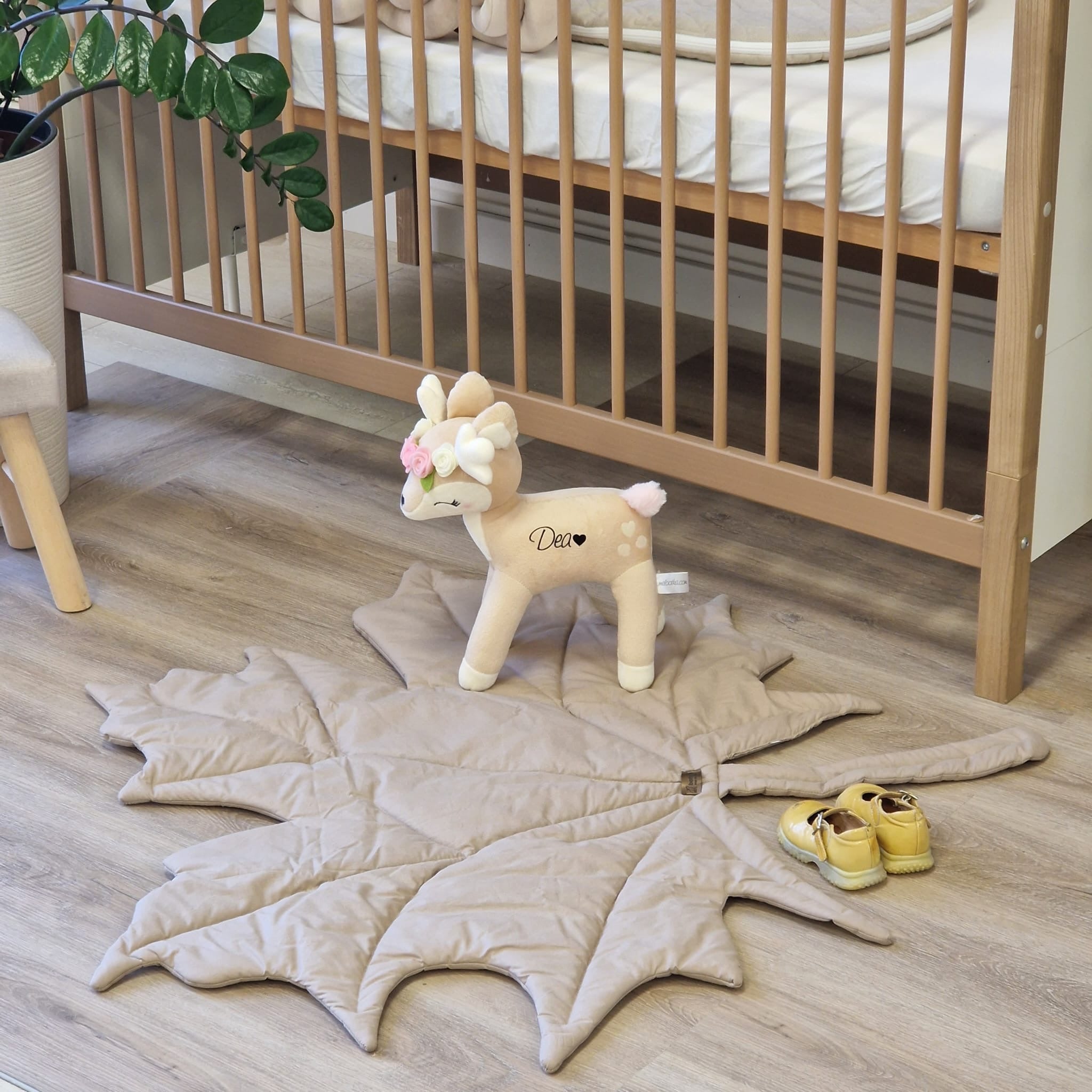 Spielmatte | Krabbeldecke | Dekoration "Ahorn" | Baumwolle | Beige