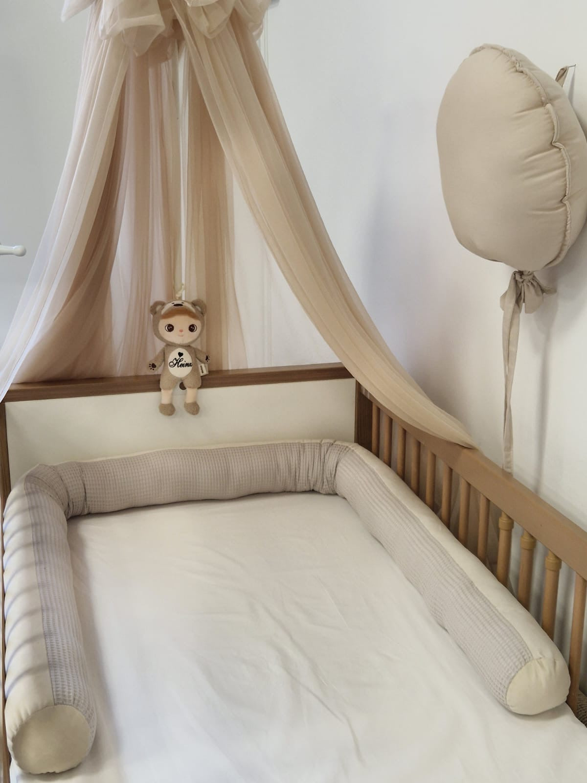 Wickeltischumrandung | Bettumrandung ROYAL | Waffelpique Beige & Velours Natural | 220 cm | Einzelstück