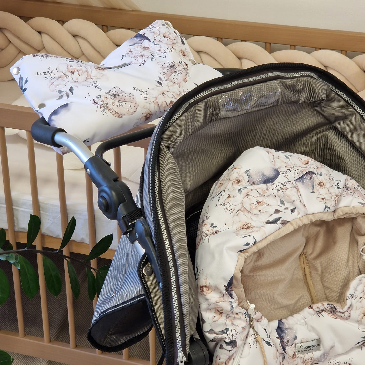 Winterfußsack inkl. Handmuff | Romantische Pfingstrosen