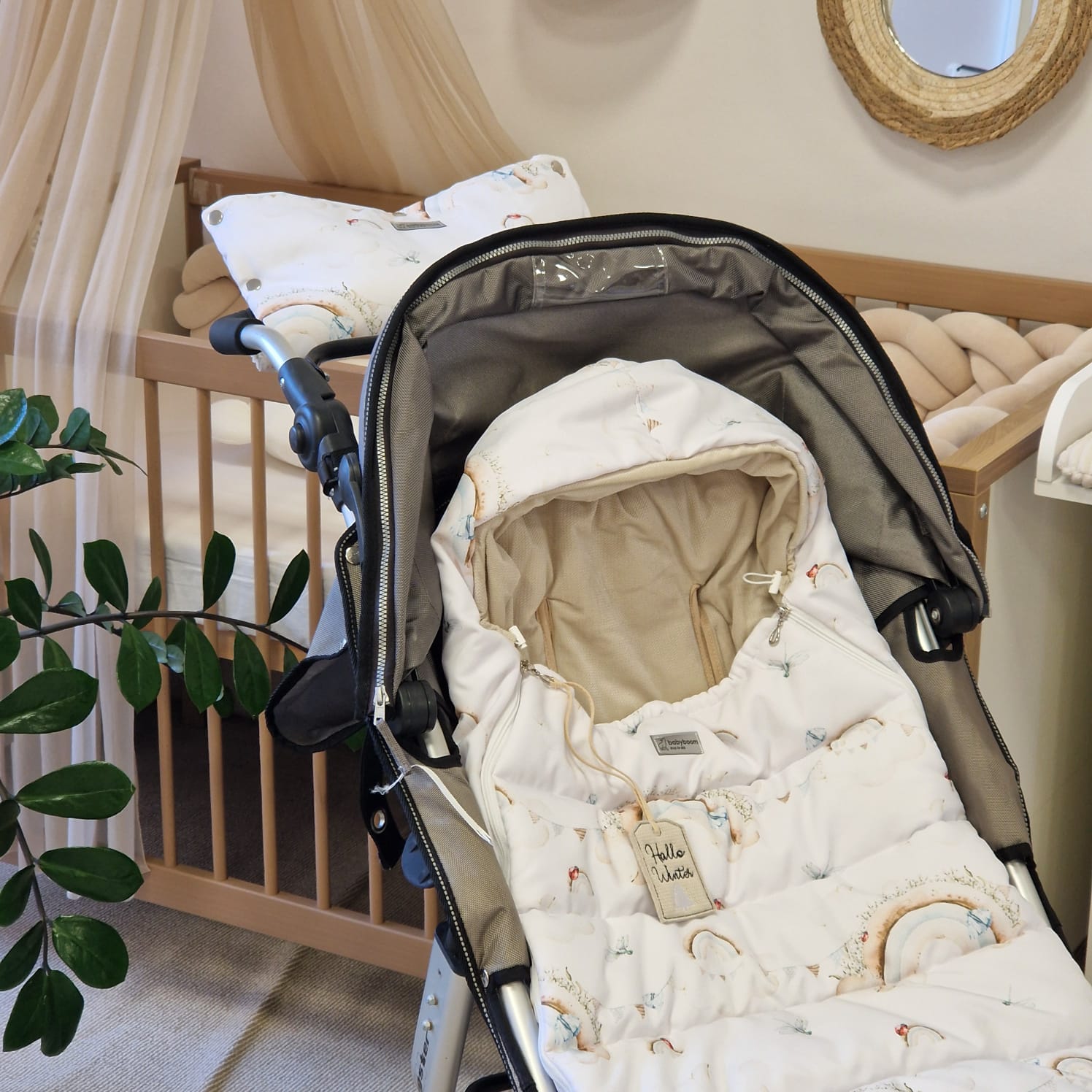 Winterfußsack inkl. Handmuff | Beige mit Wolken & Regenbogen