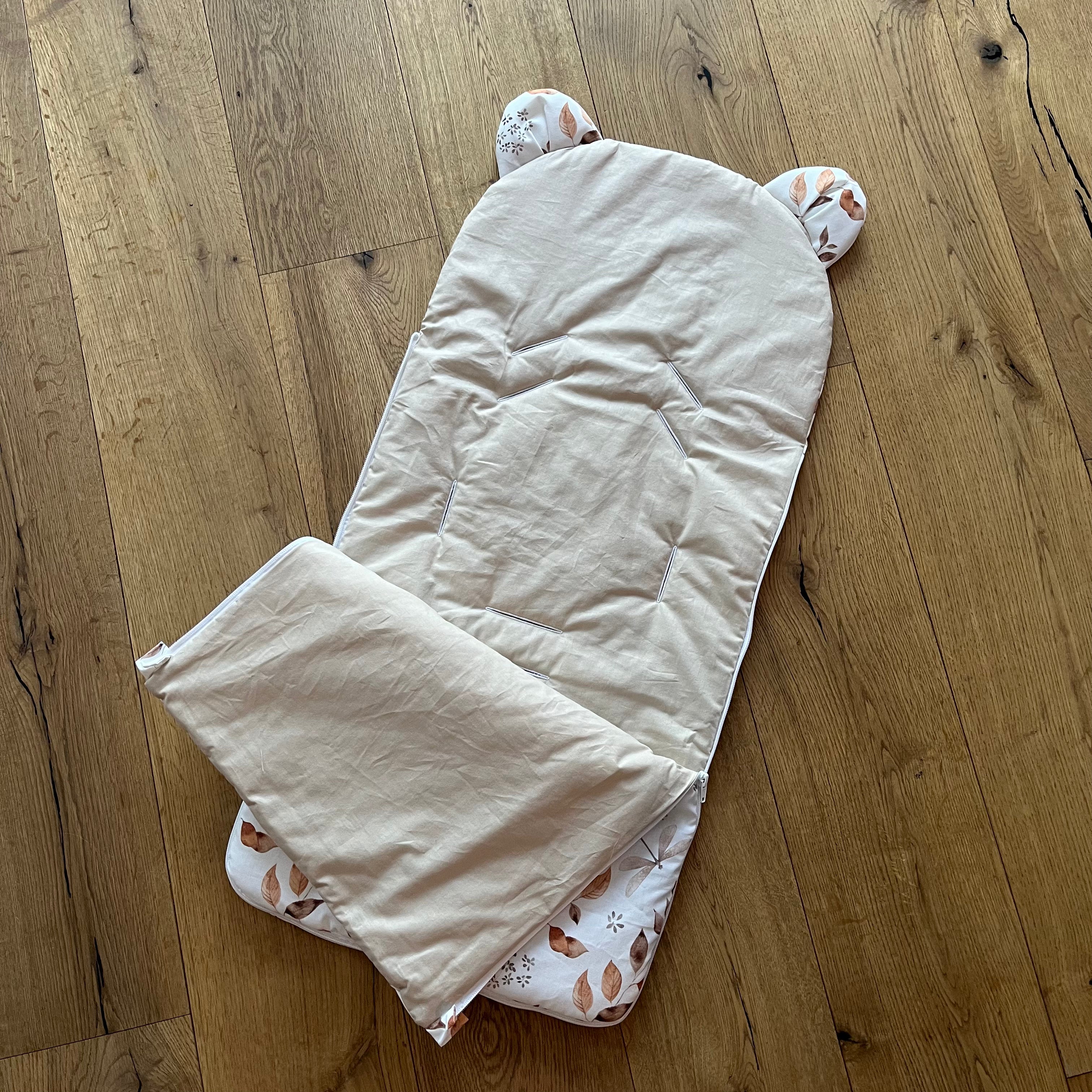 Einschlagdecke für Babyschale mit Bärenohren und Reißverschluss | Premium Baumwolle