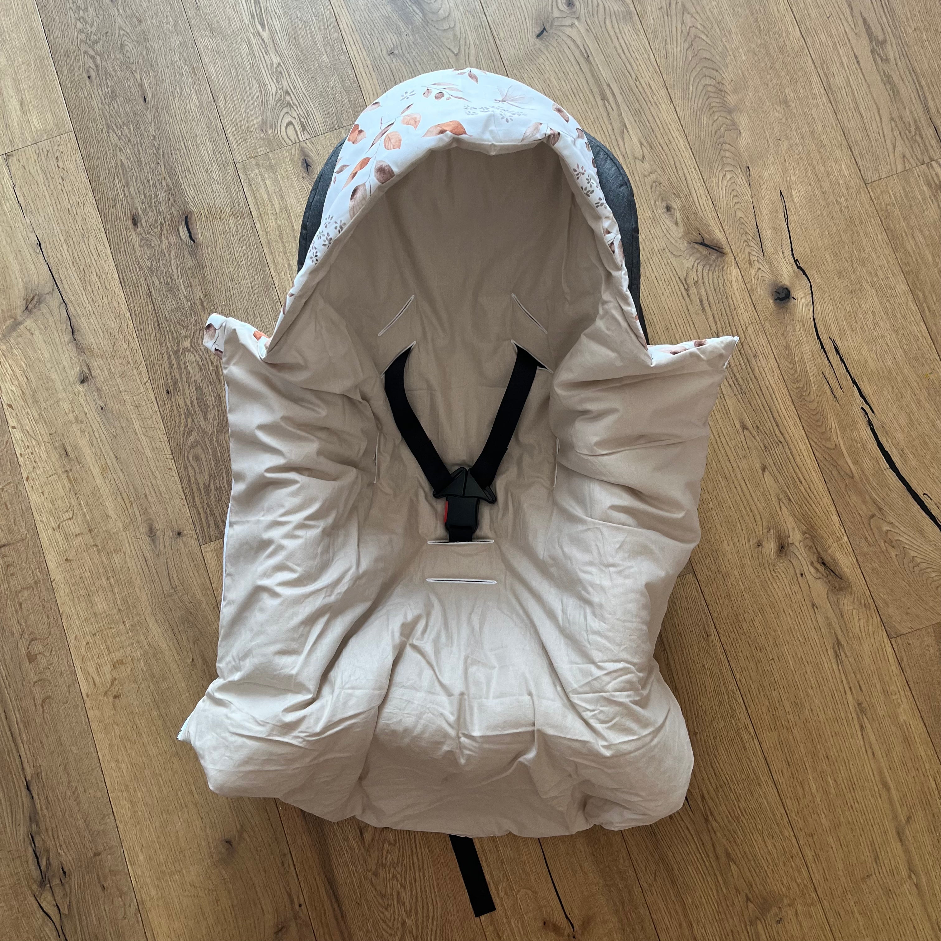 Einschlagdecke für Babyschale mit Reißverschluss | Premium Baumwolle