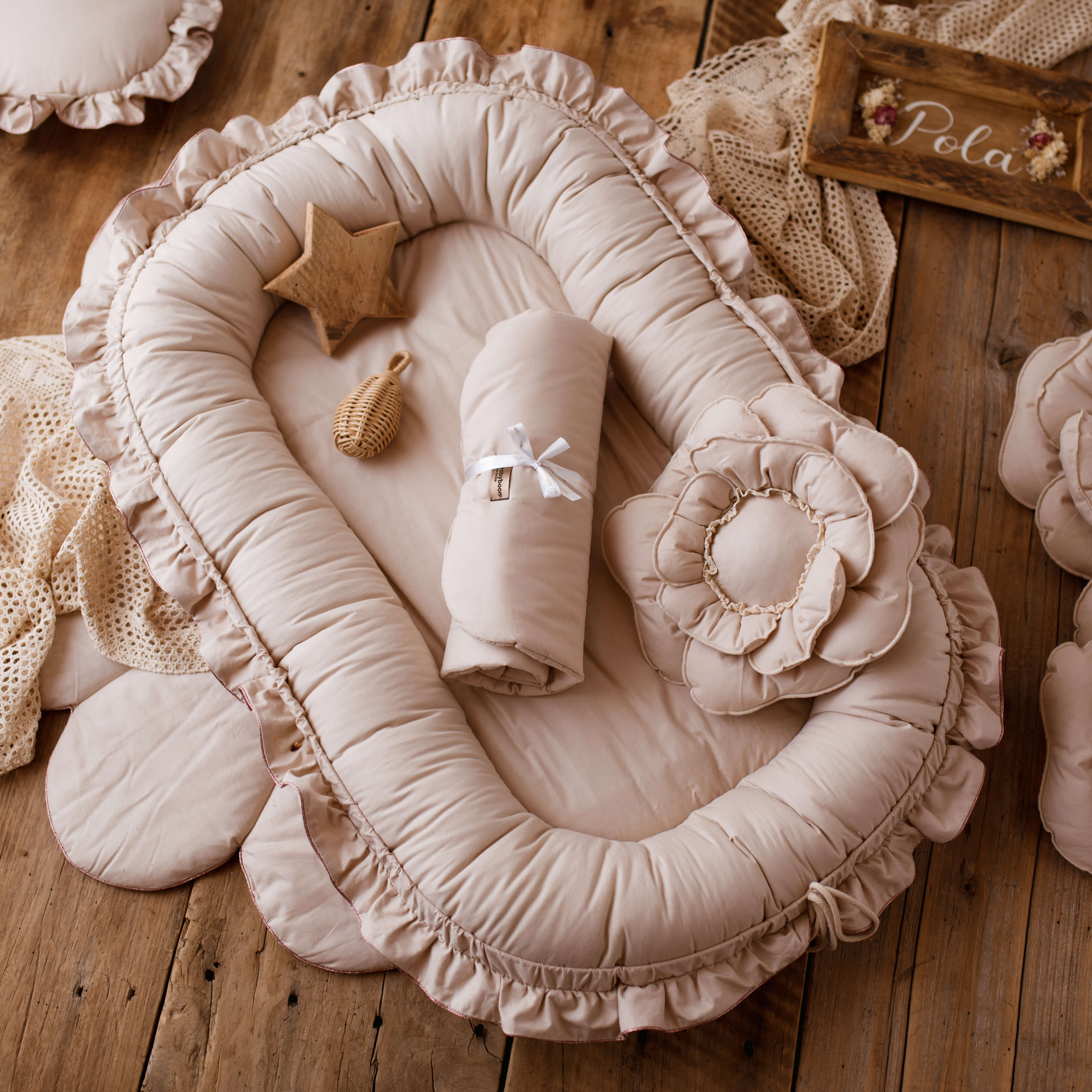 Premium Babynest SHINY mit Rüschen | Baumwolle