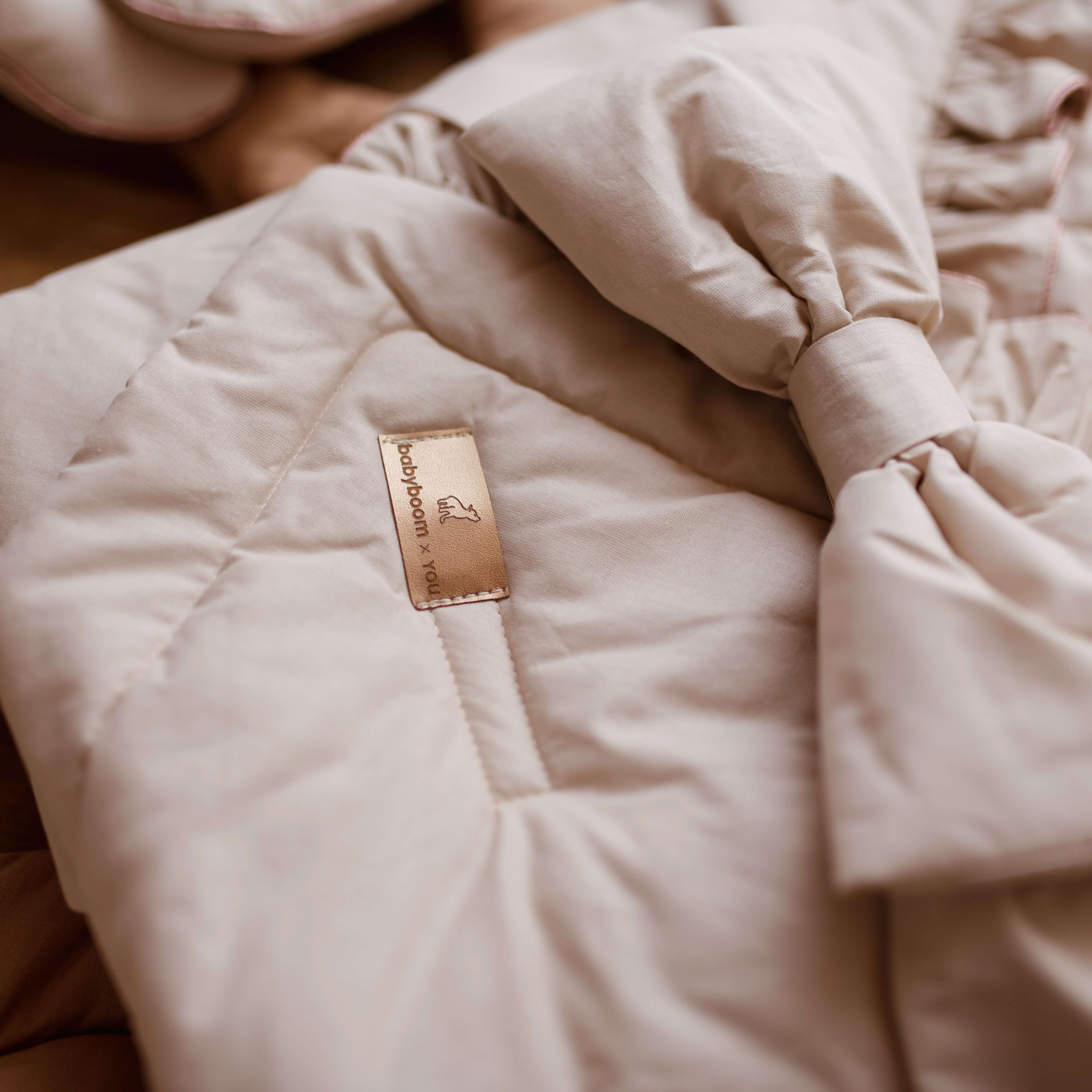 Babyhörnchen SHINY mit Rüschen | Baumwolle