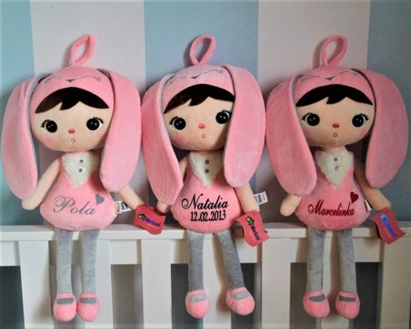 Rosa Häschen mit Geburtsdaten