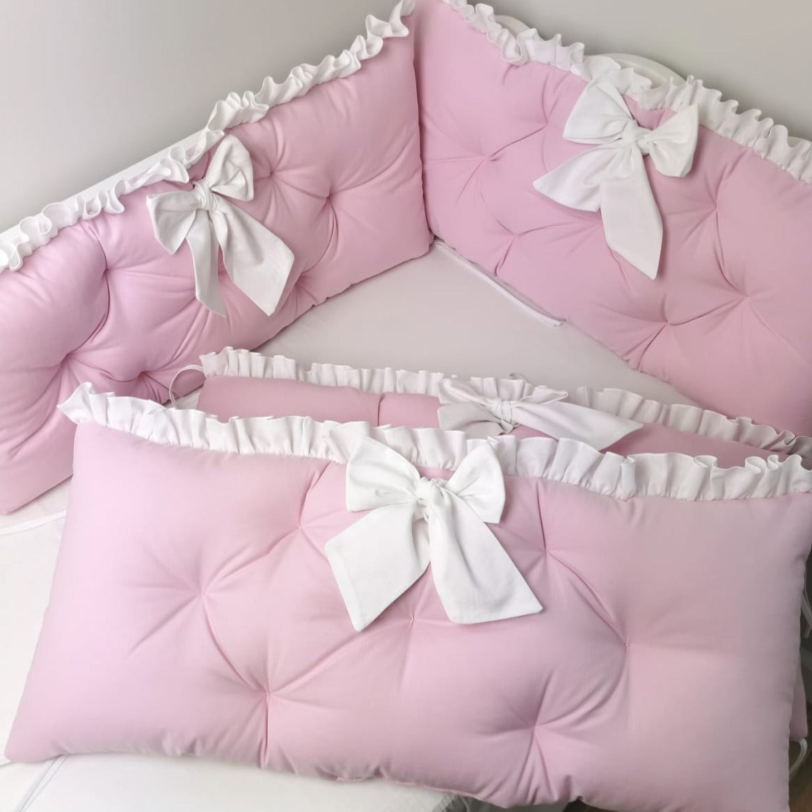 Luxus Bettumrandung mit Rüschen | Premium Baumwolle