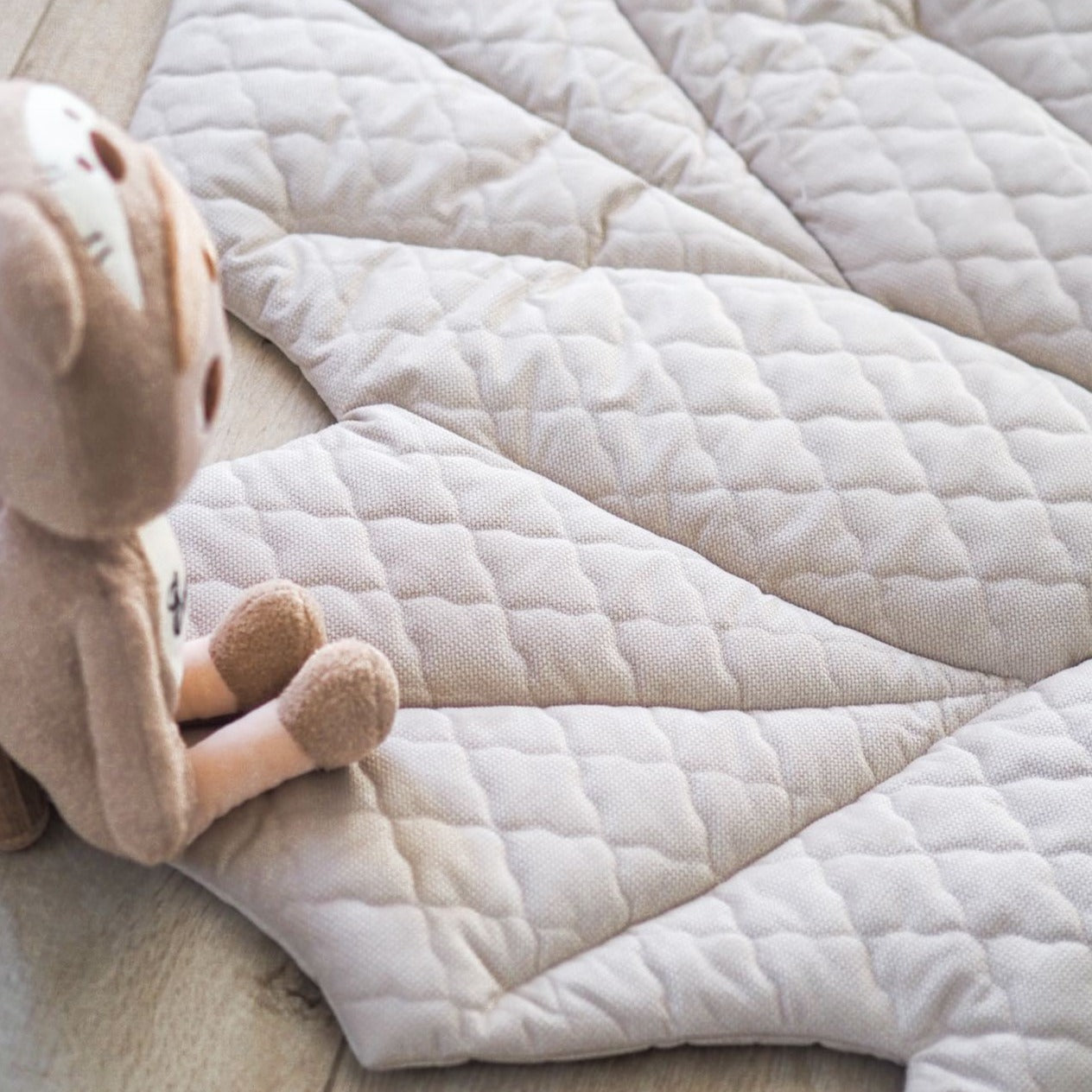 Spielmatte | Krabbeldecke | Dekoration "Ahorn" | Samt