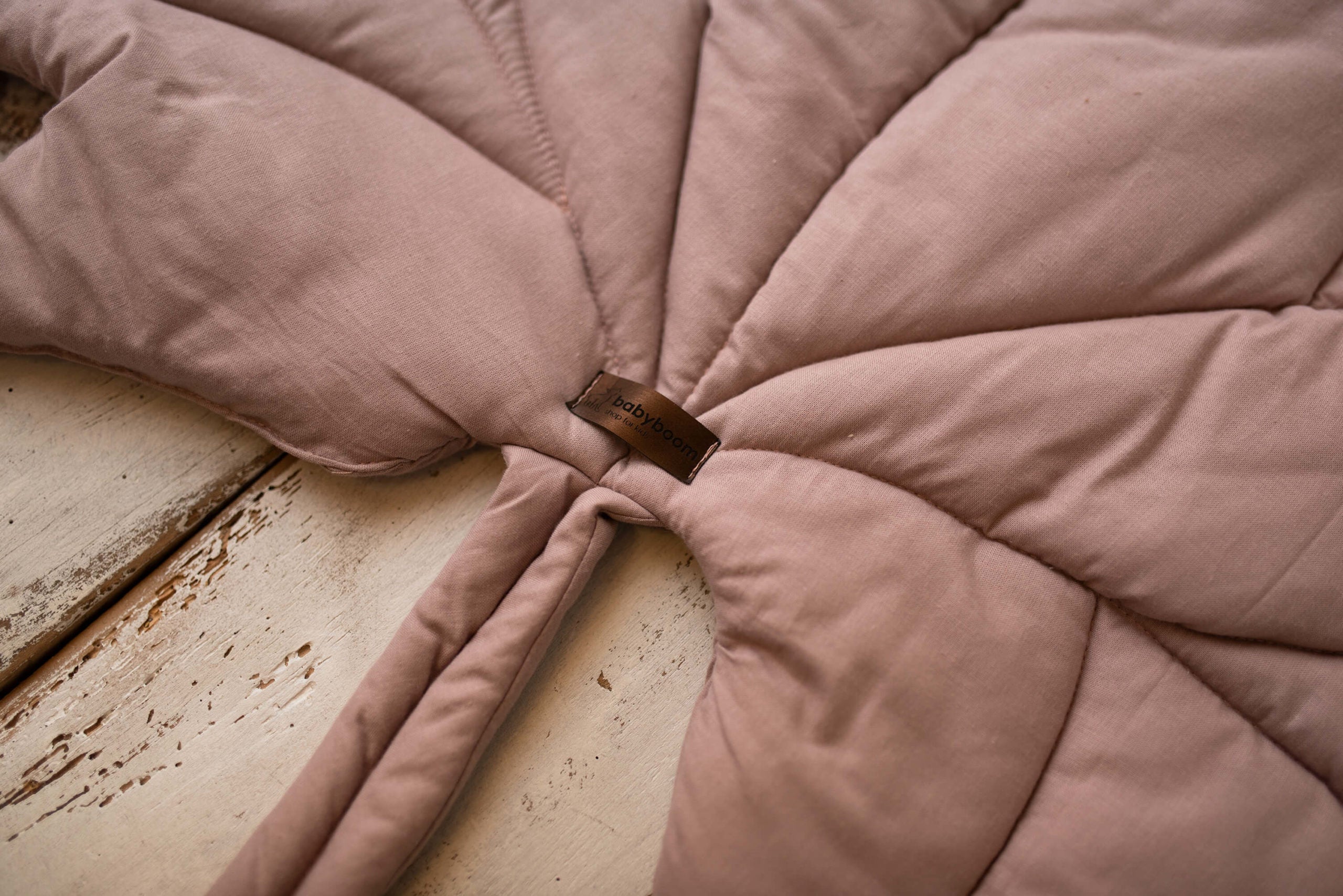 Dekorationsblatt Achorn, Krabbeldecke, Spielmatte, handmade, babyboom shop for kids