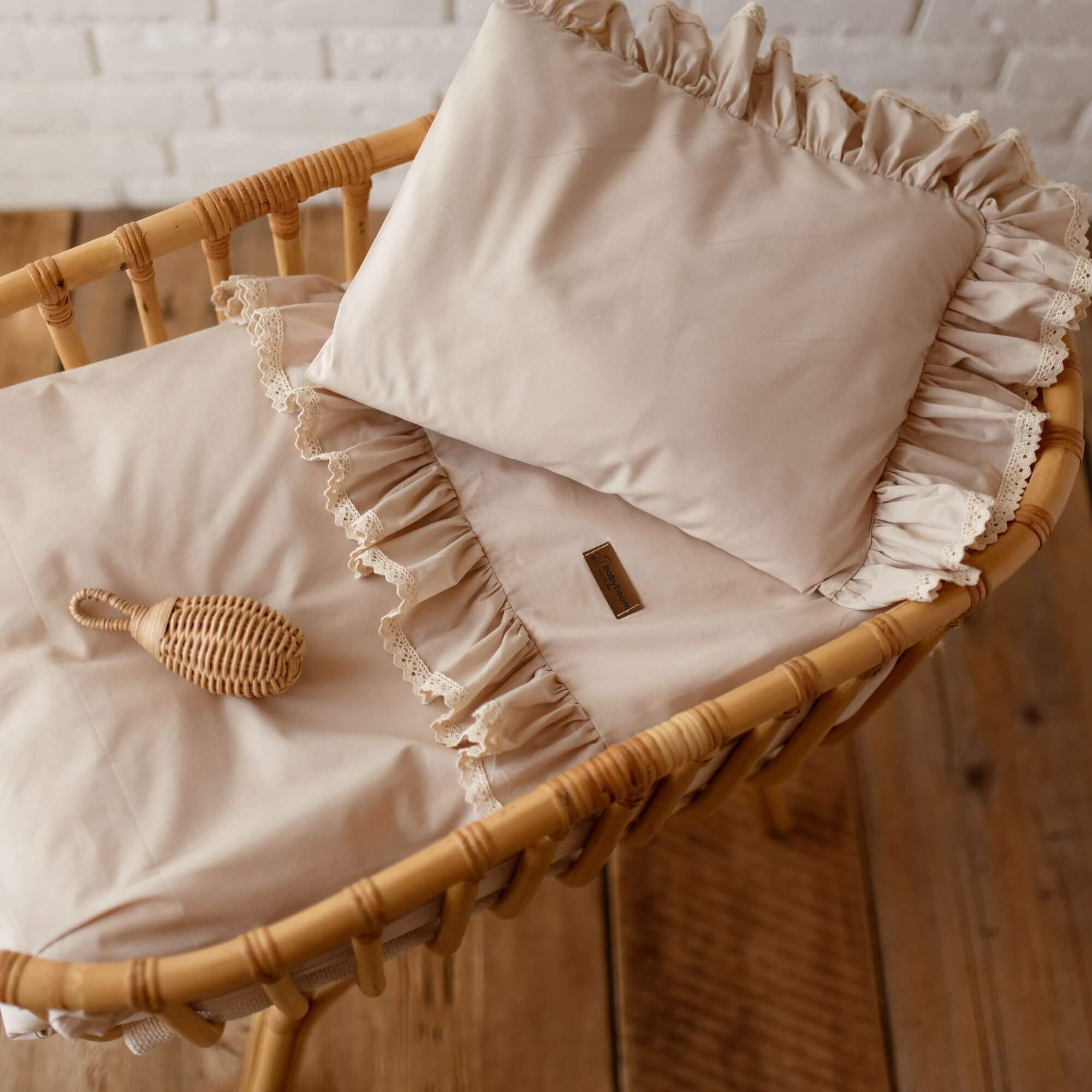 Bettwäsche RETRO ROMANTIC mit Rüschen & beige Spitze | Baumwolle