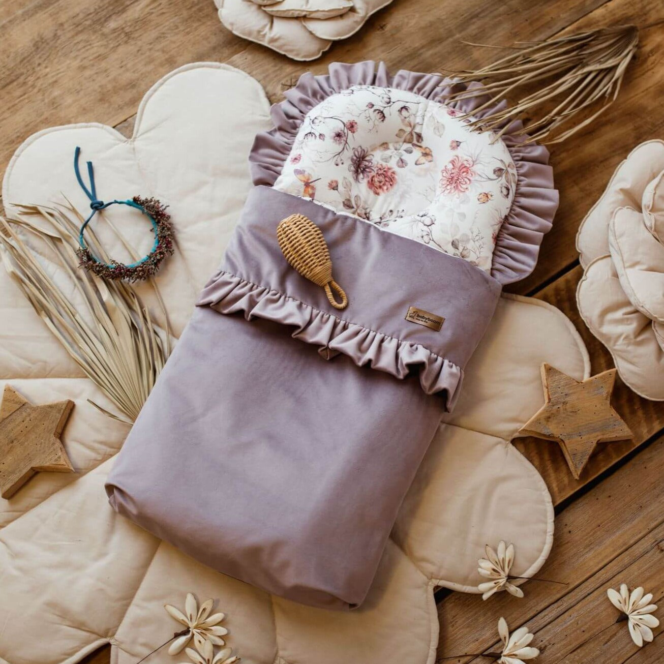 Premium Babyschlafsack mit Rüschen | Premium Baumwolle "Retro Butterfly" & Samt Opal | 75 cm | TOG 2.5