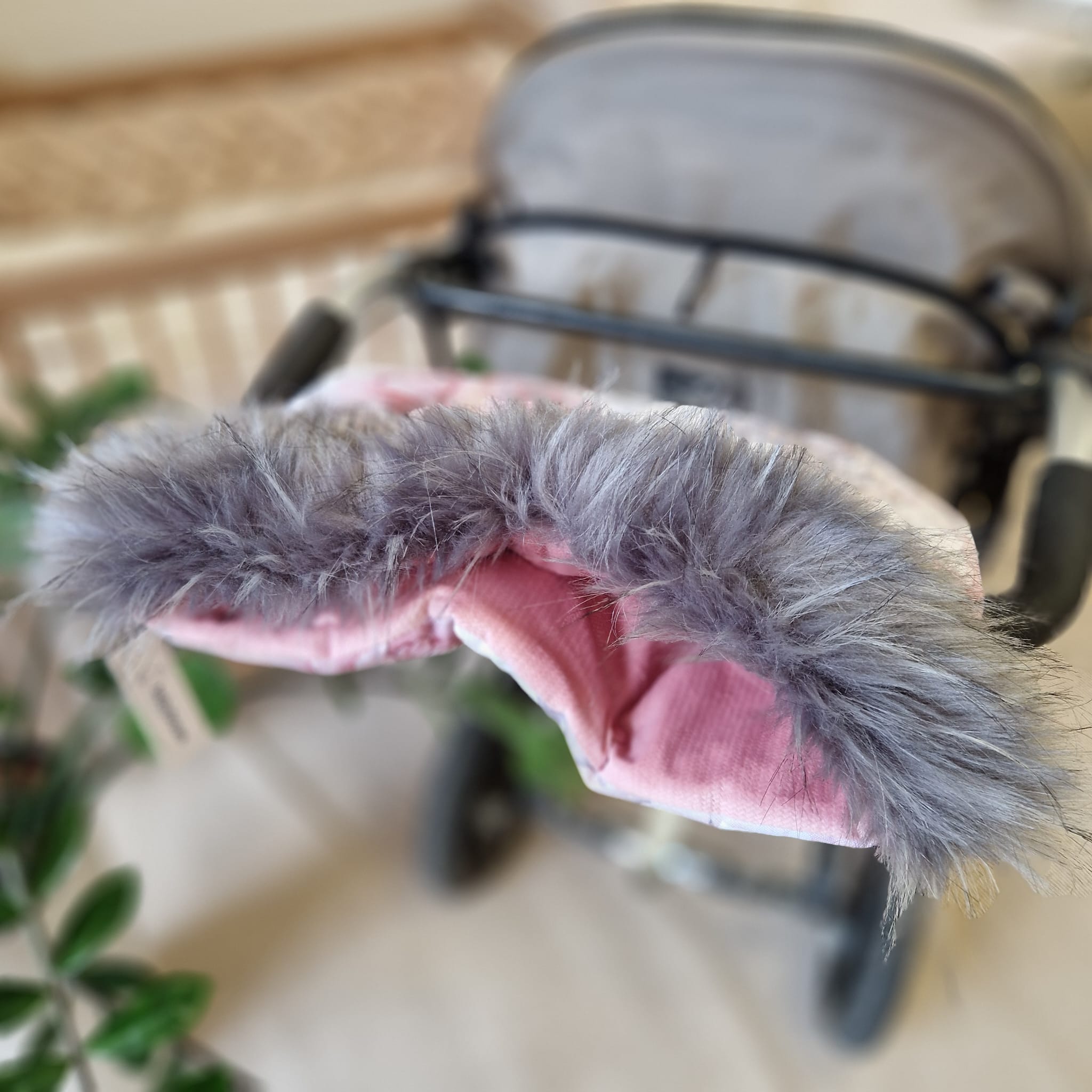 Handmuff ESKIMO | Pfingstrosen & Helle Beere