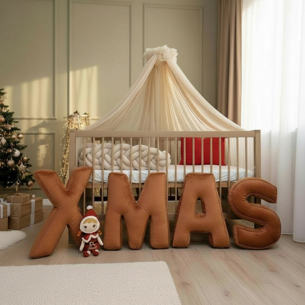 Dekokissen Buchstaben aus Samt