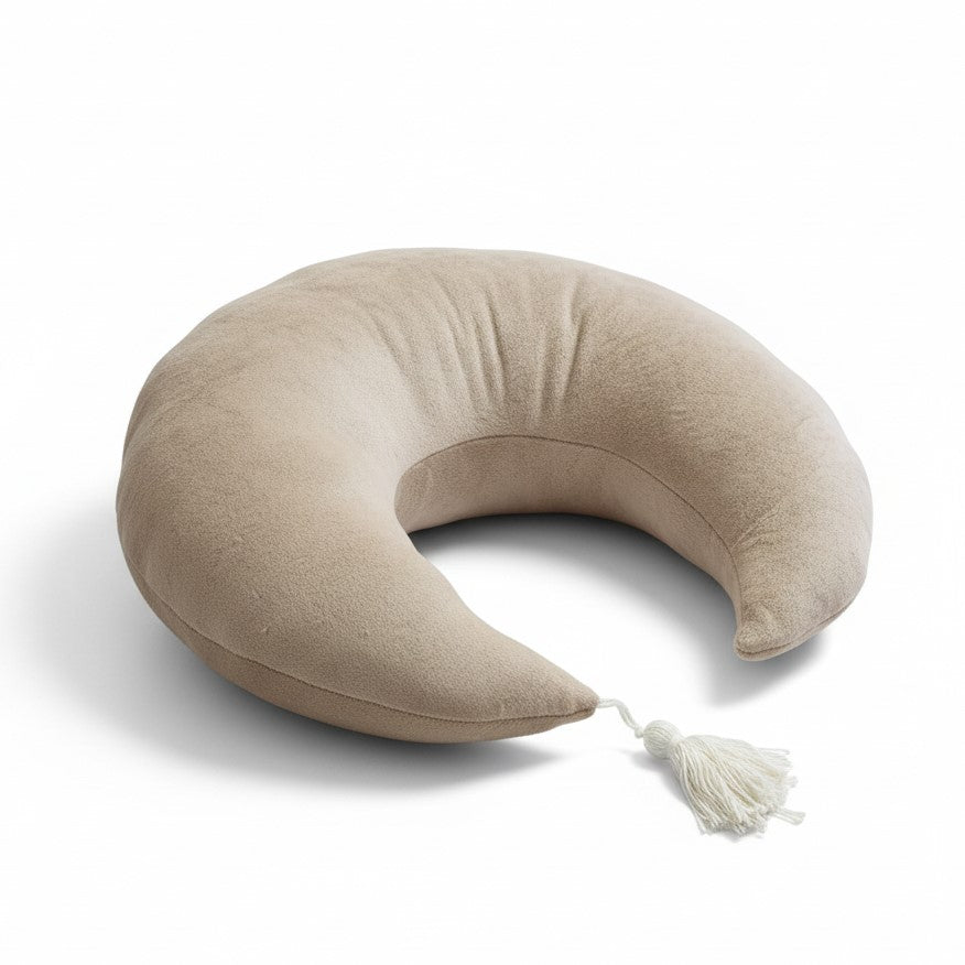 Dekokissen in Mondform | Velboa-Stoff