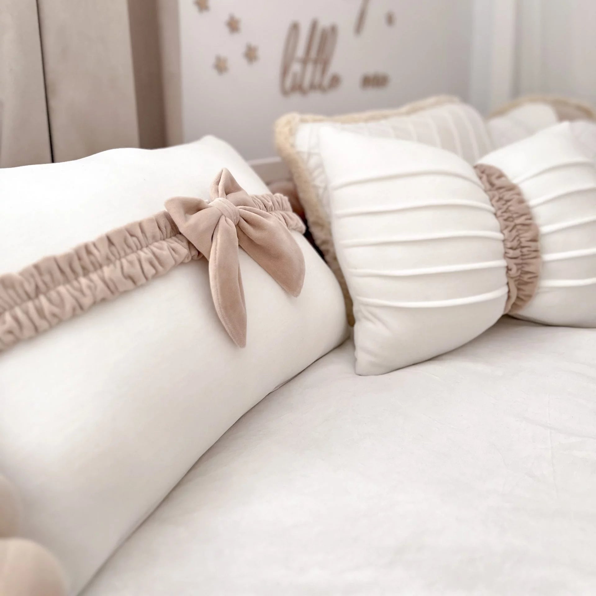 Dekokissen "Schleife"