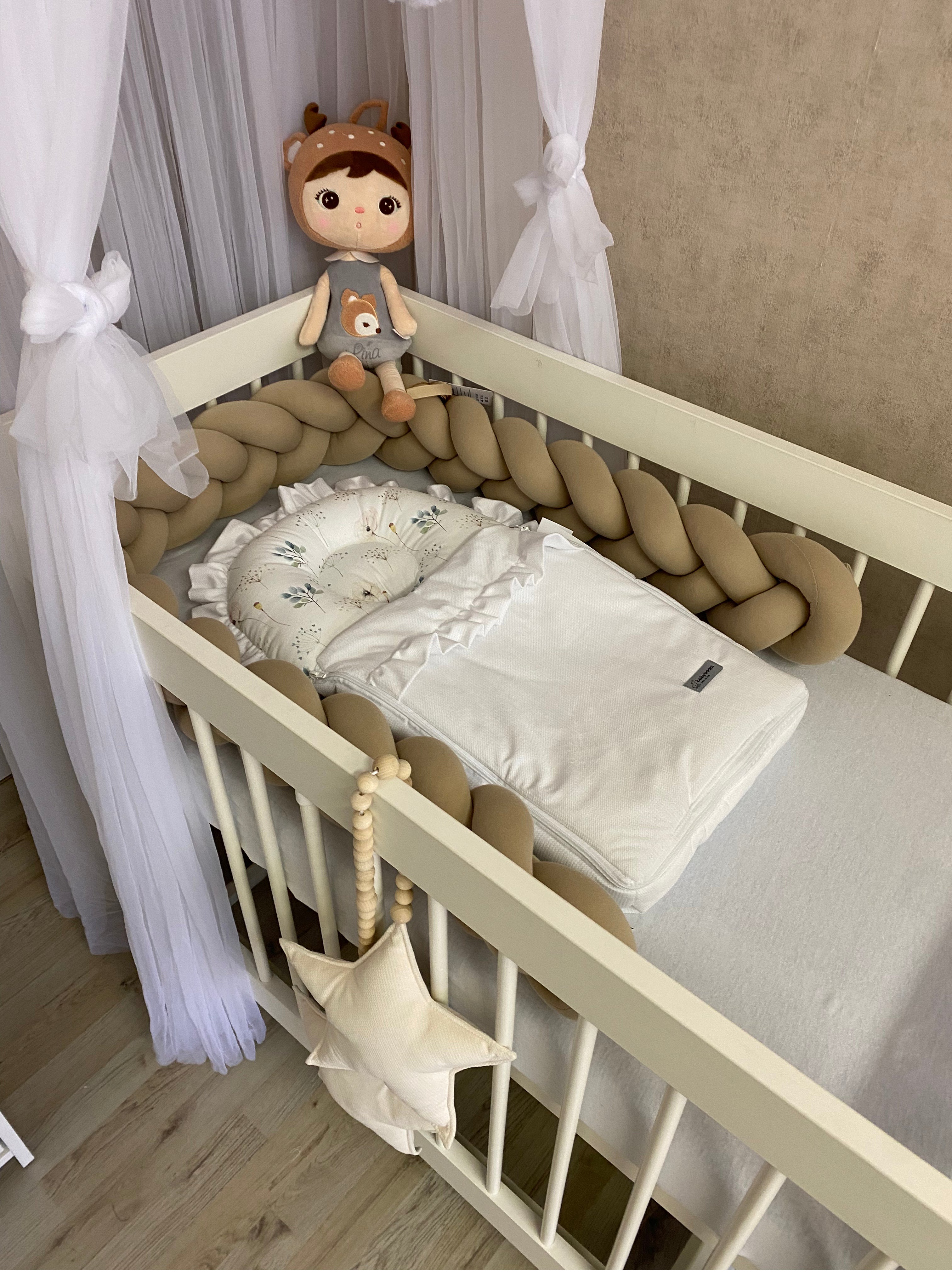 Premium Babyschlafsack mit Rüschen | White Poppy Flower & Samt weiß | 70 cm | TOG 2.5