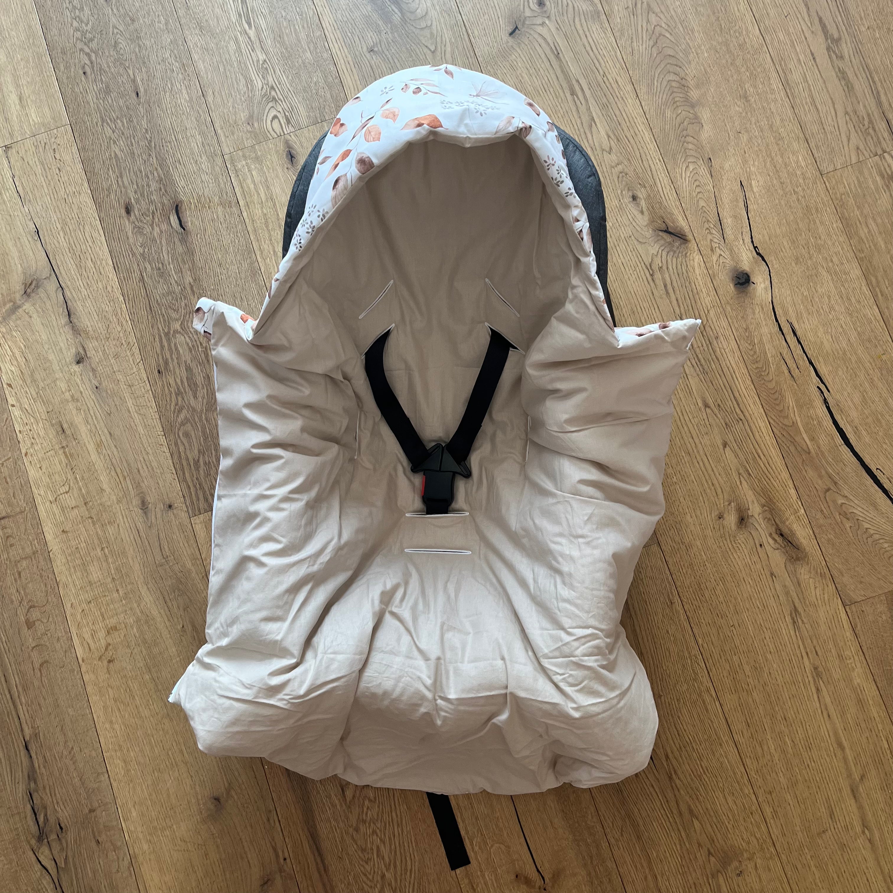 Einschlagdecke bzw. Pucksack für Babyschale mit Reißverschluss | Premium Baumwolle