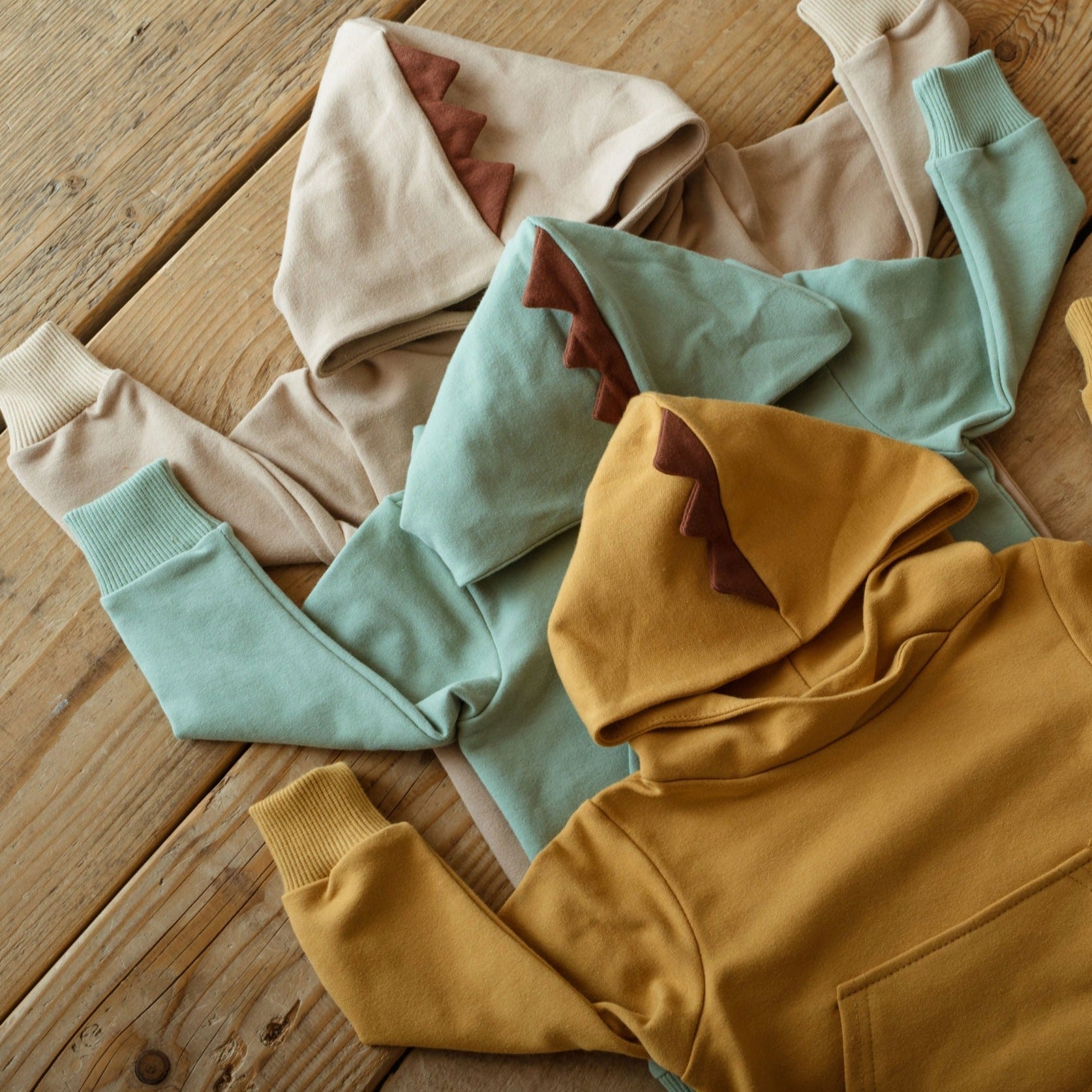 Jogging-Set DINO | Premium Sweatshirt-Stoff einfarbig | Mehrere Farben Gr. 56-116 cm