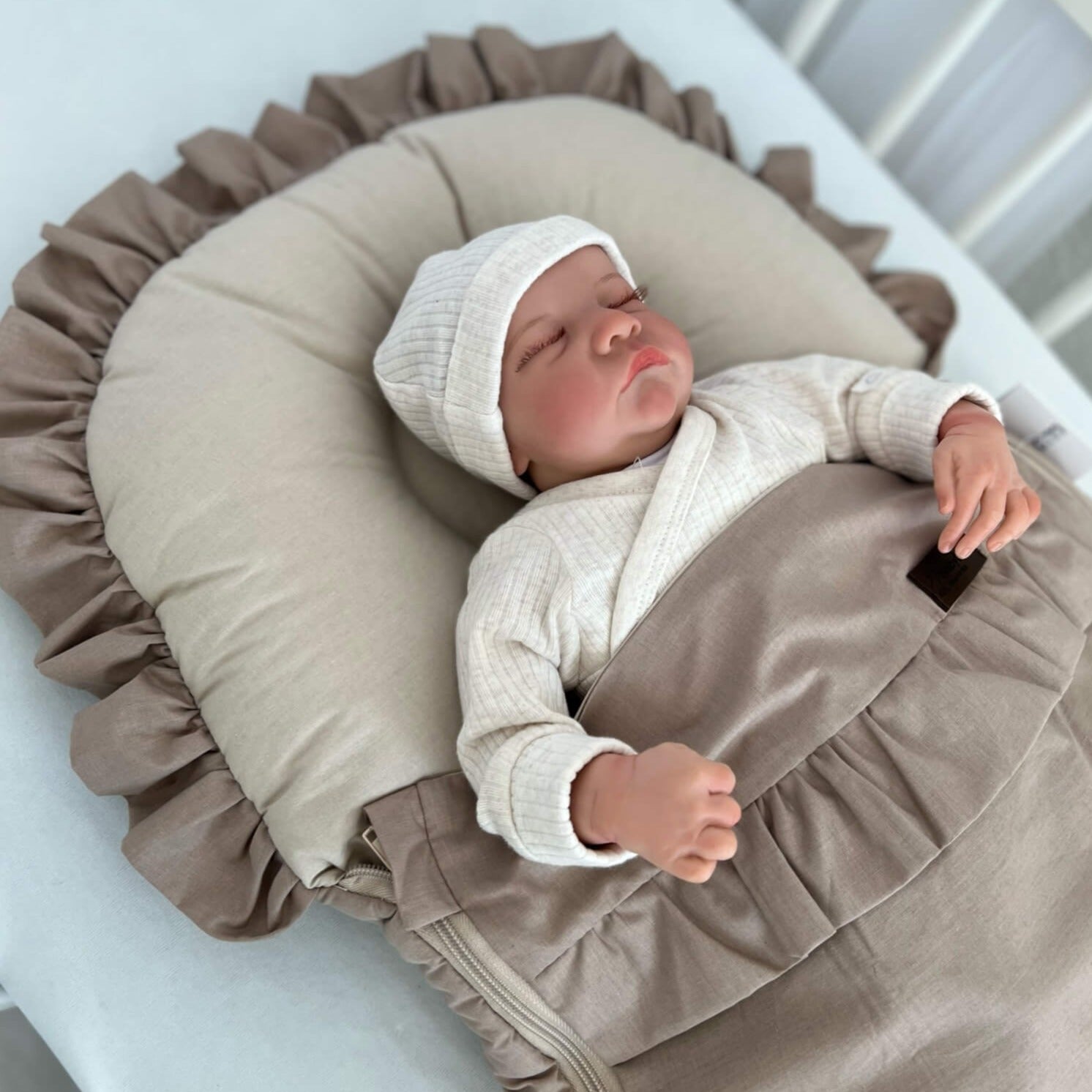 Babyschlafsack mit Rüschen | nur Baumwolle
