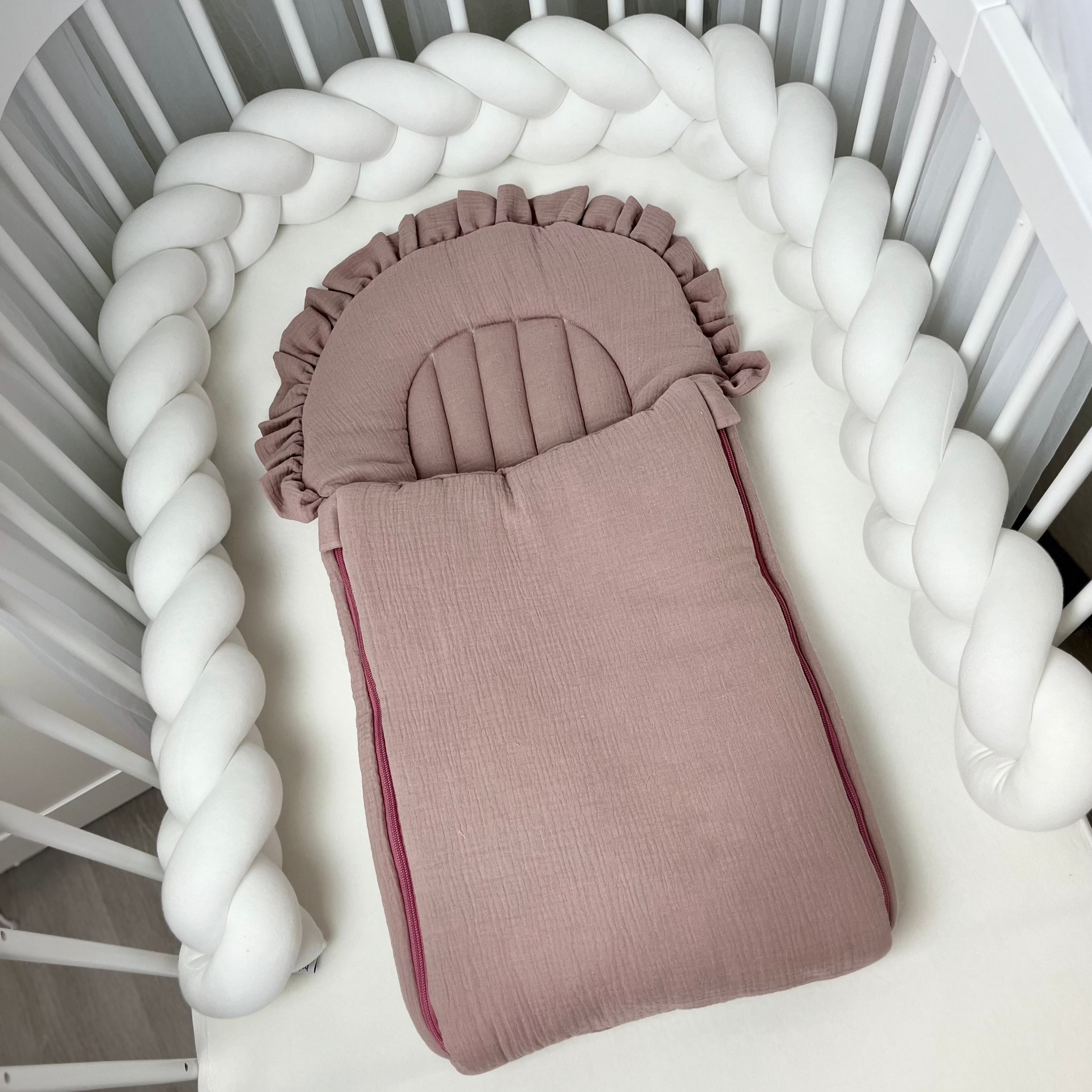 Flacher Babyschlafsack mit Wellenschnitt & Rüschen | Musselin | Dusty Pink Gr. S & M